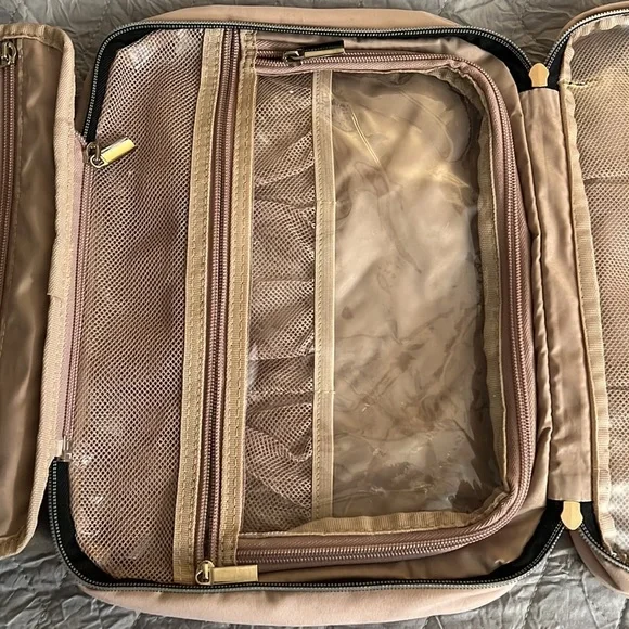 NISHEL Travel Toiletry Bag - Picture 6 of 11